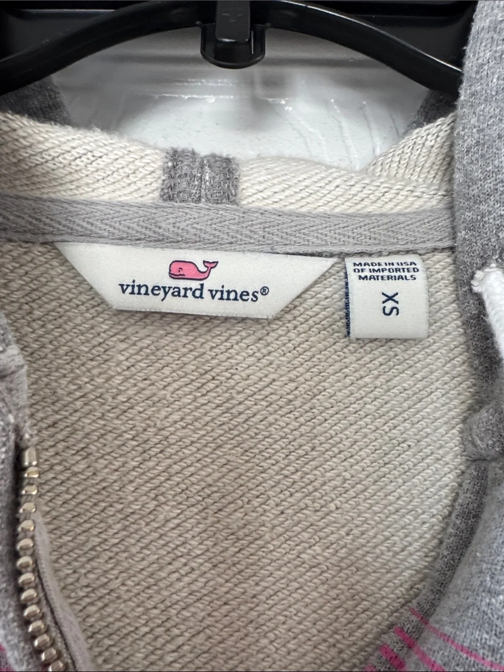 Vineyard Vines classic gray